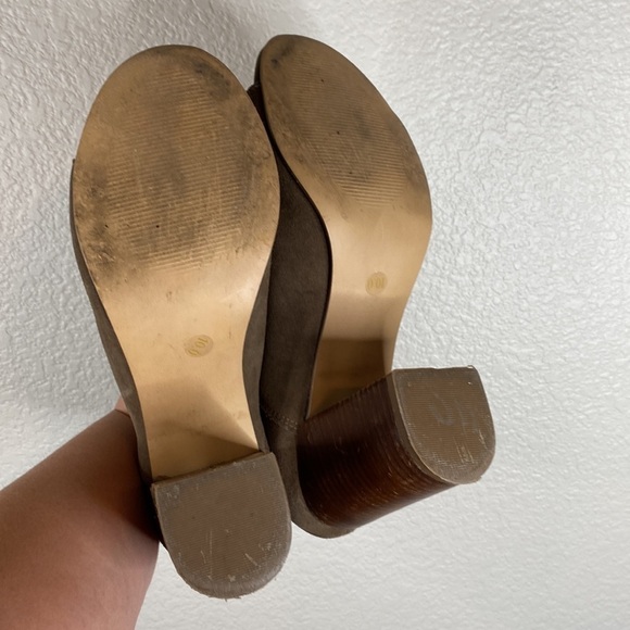 Steve Madden Nami Taupe Brown Suede Ankle Boot Size 10 - Picture 7 of 7